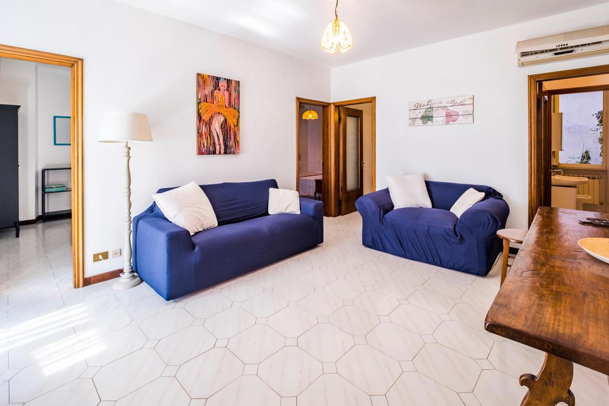 La Marina Apartment *